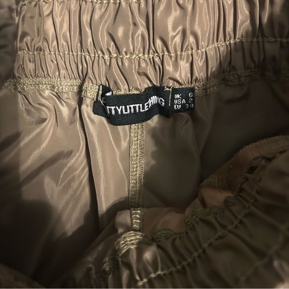 PrettyLittleThing Pants - Picture 6 of 10